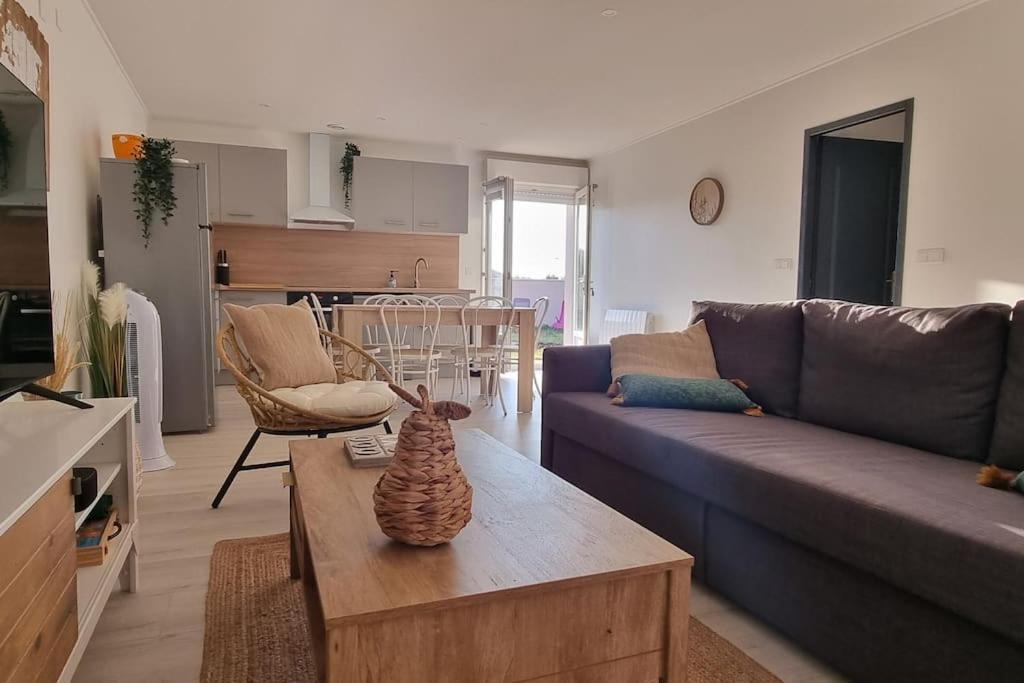 Maison Au Calme Entre Collegues Ou Famille - La Boheme - Saint-Seurin-sur-l'Isle Екстериор снимка